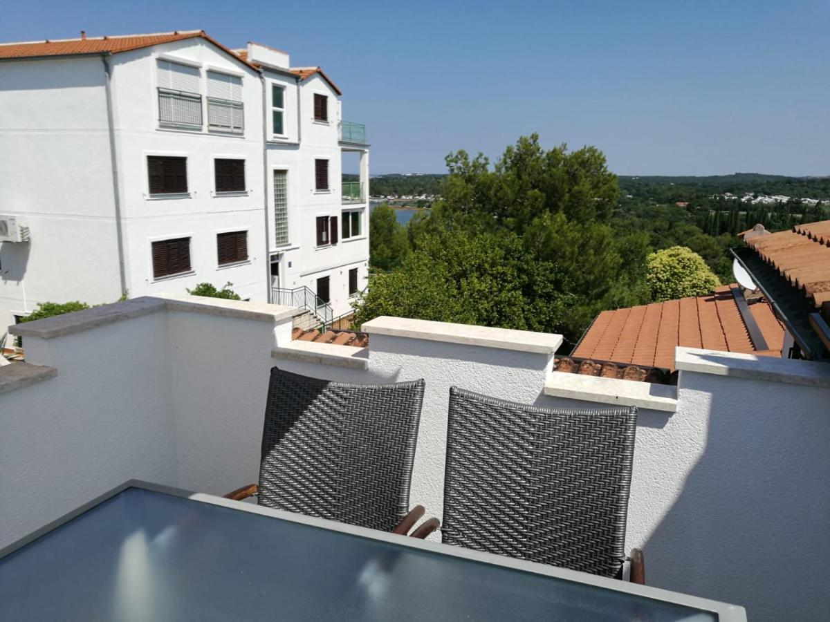 Ferienhaus Bozena Appartment 6 Врсар Экстерьер фото